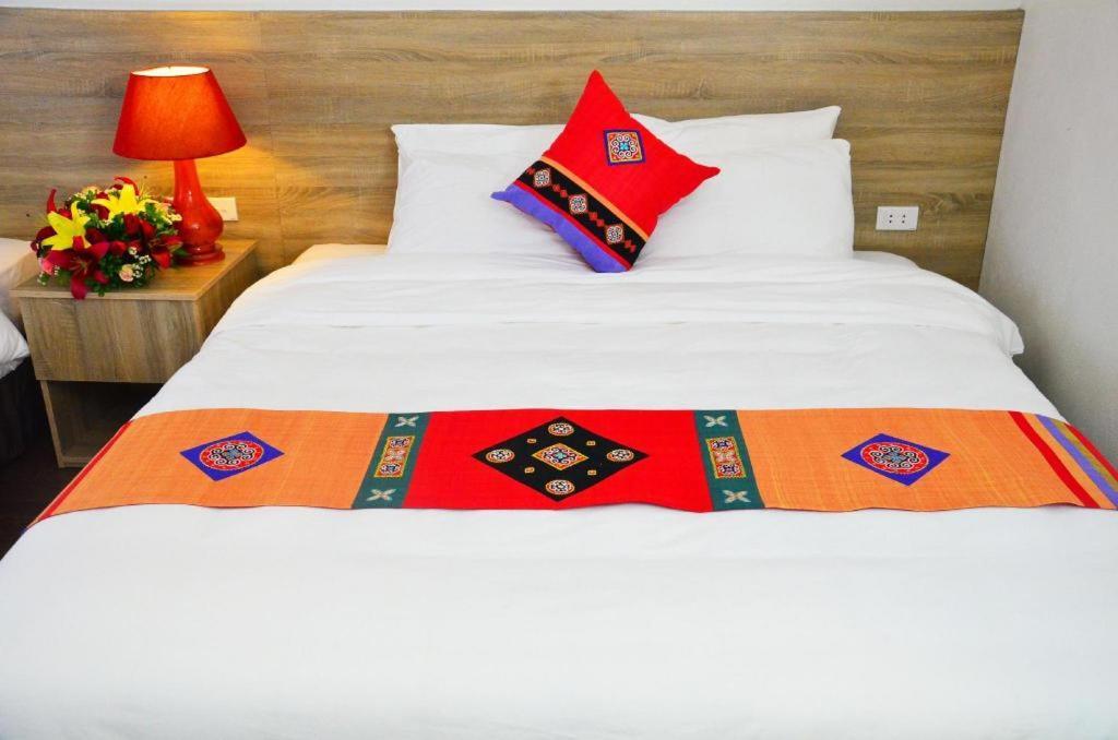 Chapa Dew Boutique Hotel Sapa Exteriör bild